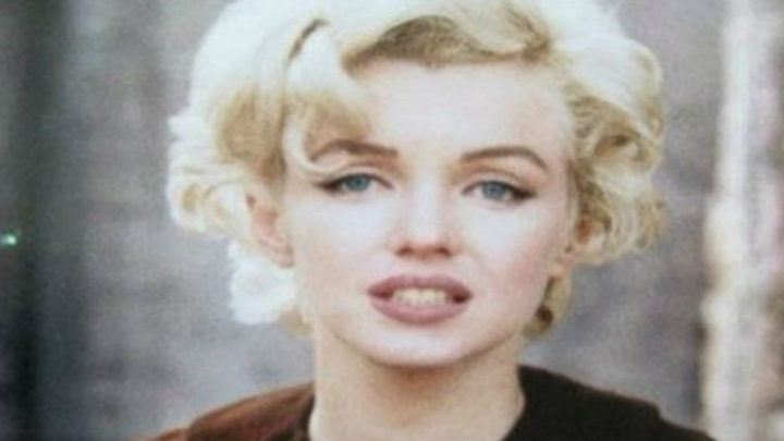 20 фотографий, на которых Мэрилин Монро не смогла скрыть грусть
