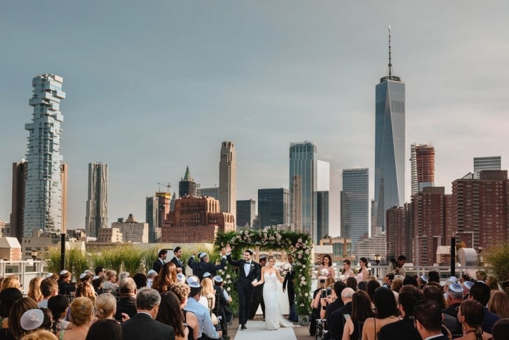 Фотографии, которые были признаны лучшими свадебными снимками в 2018 году от портала Junebug Weddings